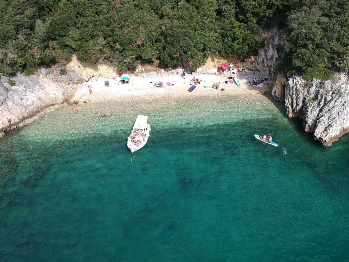 Alba Sanja I Teran Apartamento Funtana Exterior foto